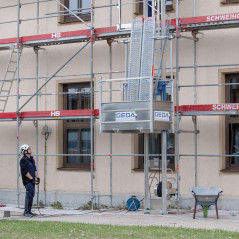 Dźwig budowlany towarowy GEDA 200Z